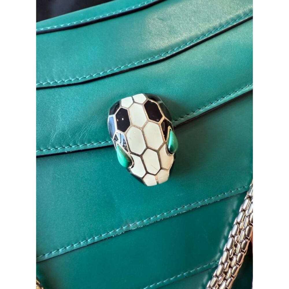 Bvlgari Women Pre-Loved Bag Very Good Condition - Picture 2 of 7